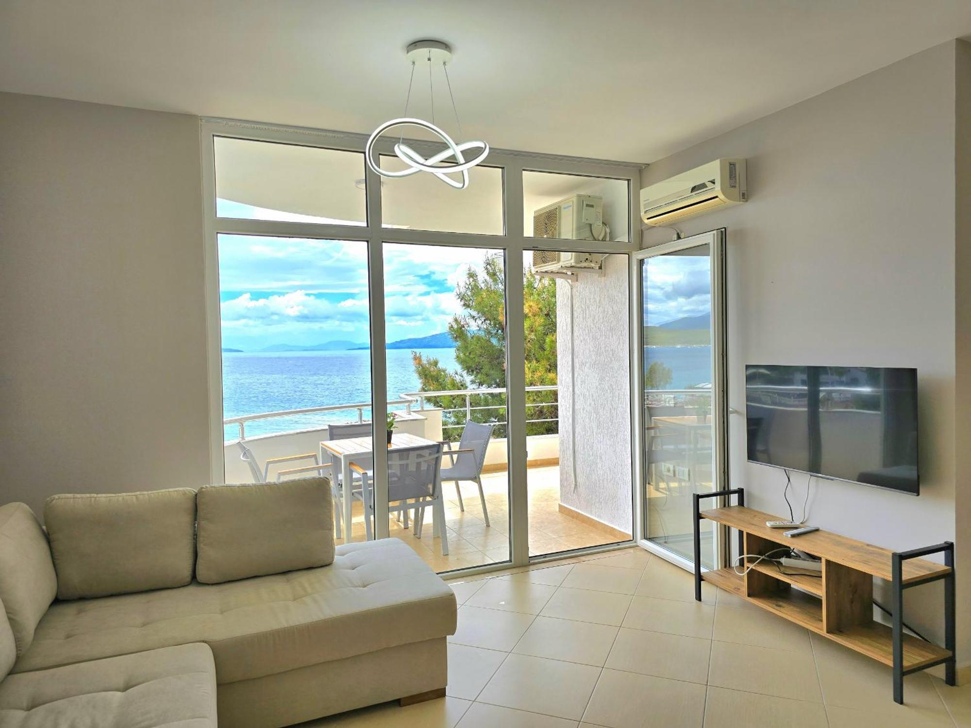 Apartament Happy Ilir Saranda